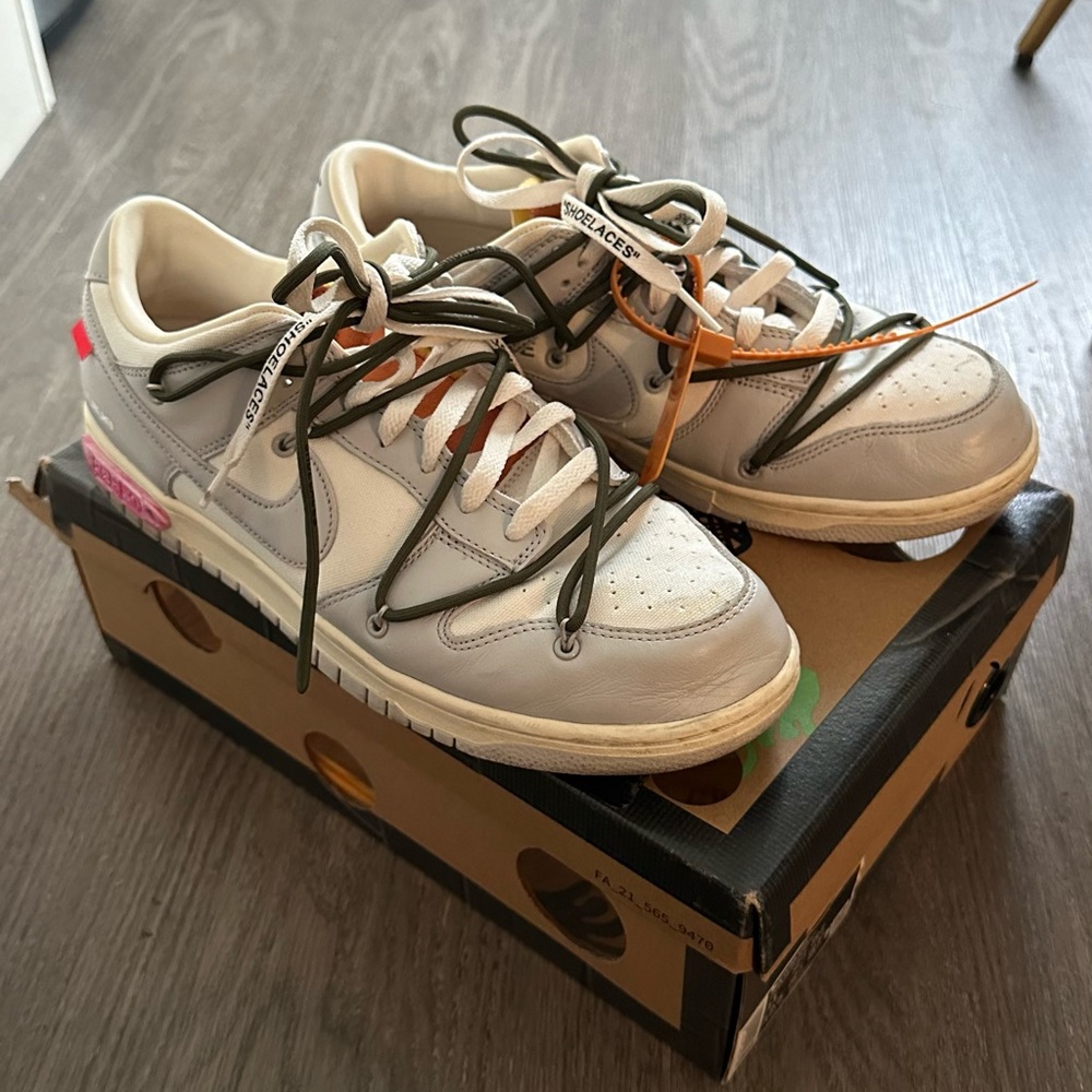 Off-white Dunks Lot 22